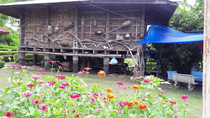 กลุ่มแม่บ้านชุมชนเทศบาลเมืองบ้านหมี่ (ภัสร์รัมภา ผ้าไทย) - 2