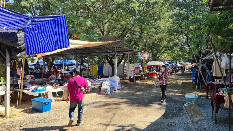 กาดนัดต้นไม้สันป่าตอง - 2
