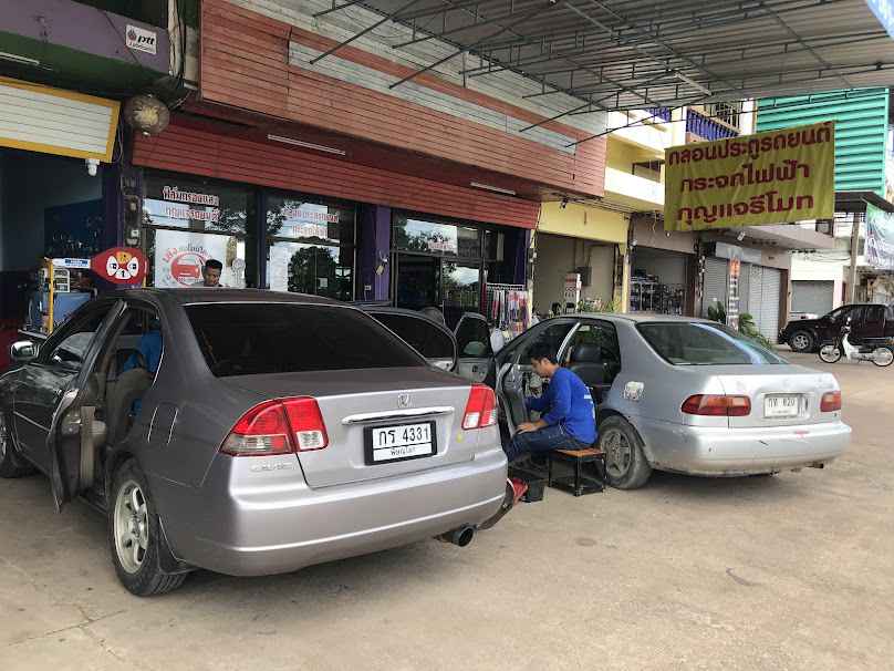กำแพงเพชรกลอนประตูรถยนต์
