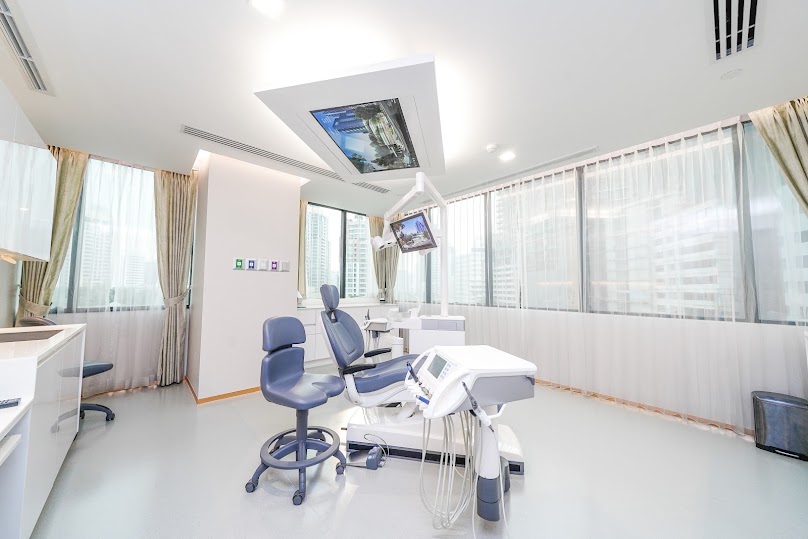 คลินิกทันตกรรม (Dental Clinic at BDMS Wellness Clinic)