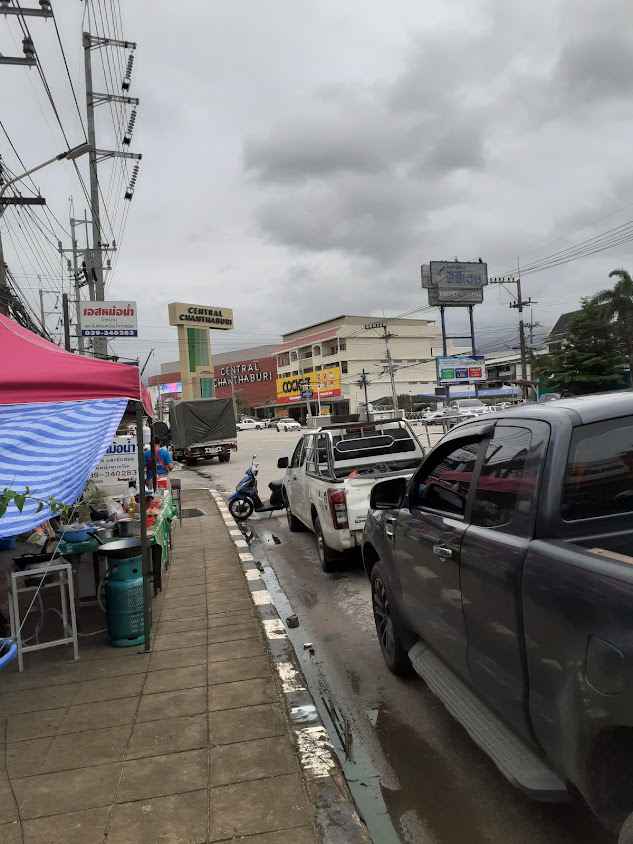 ค็อกพิท @ เกษมศูนย์ยางจันทบุรี - 1