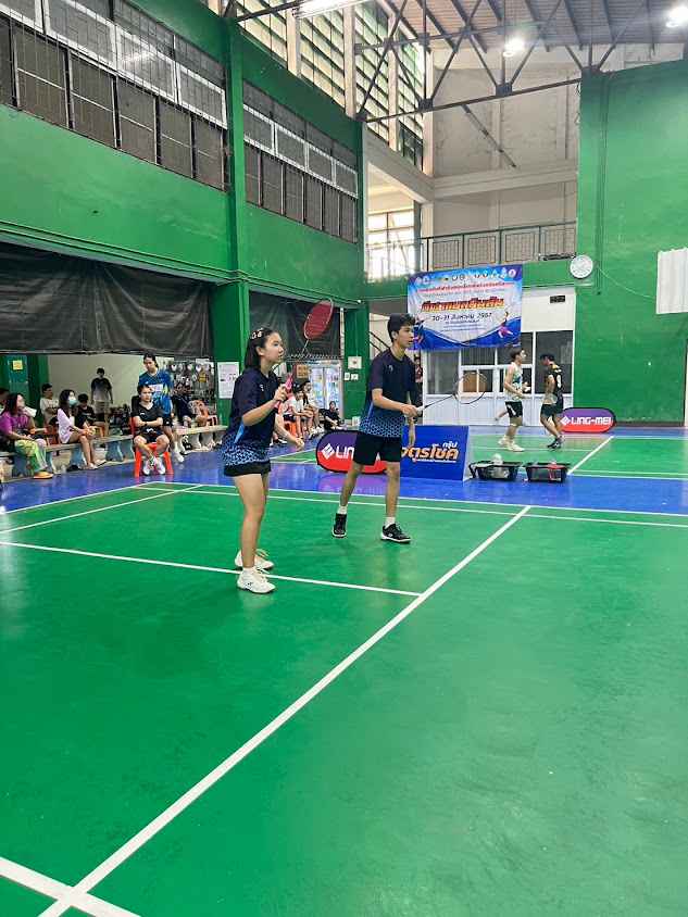 ชมรมแบดมินตันศรีสะเกษ (ssk badminton)