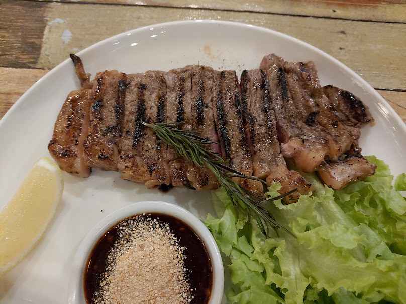 ชั้นลอย บาร์ - 4
