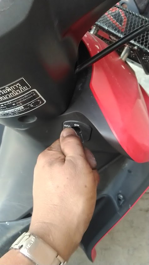 ช่างกุญแจตลาดนิคมบางปู สนั่น - 3