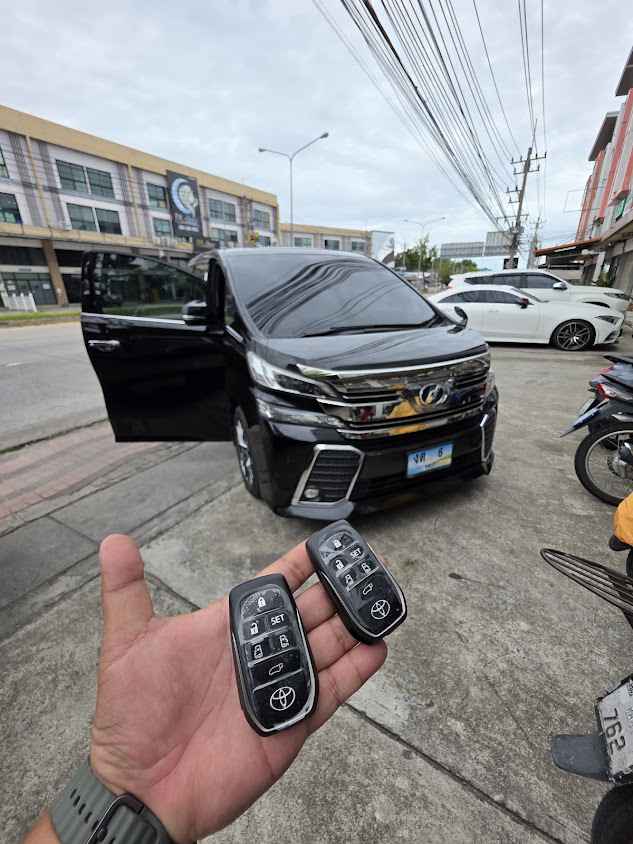 ช่างกุญแจ กุญแจนอกสถานที่ 24 ชม. รับทำรีโมทรถยนต์-มอไซค์ ระบบ immobilizer&SmartKey ฝังชิพ เปิดบ้าน-รถยนต์ ตู้เซฟ กุญแจหายหมด