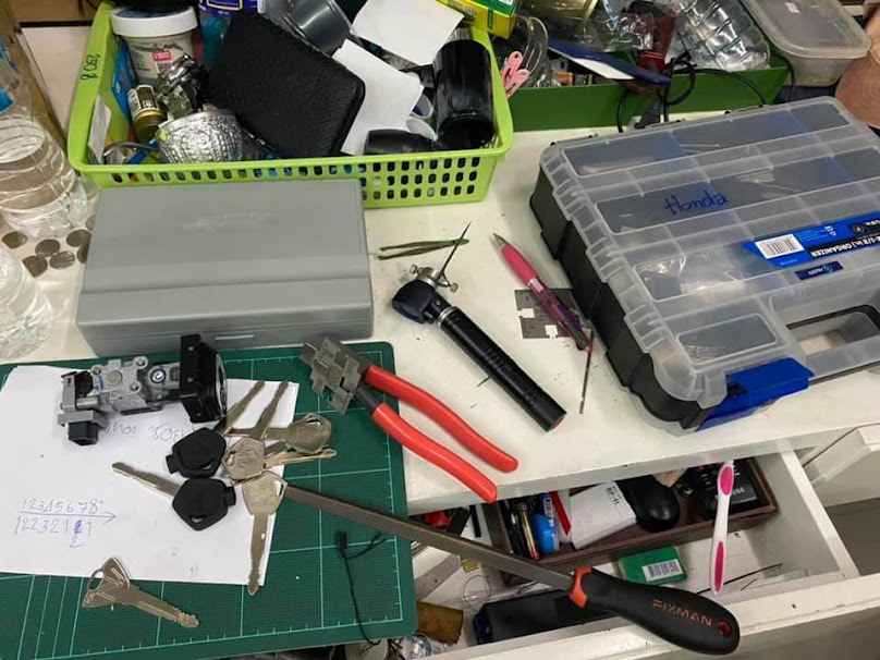 ช่างกุญแจ ท่าอิฐ ปลดล็อค ซ่อมประตู (ไม่รับปั๊มกุญแจ) - 2