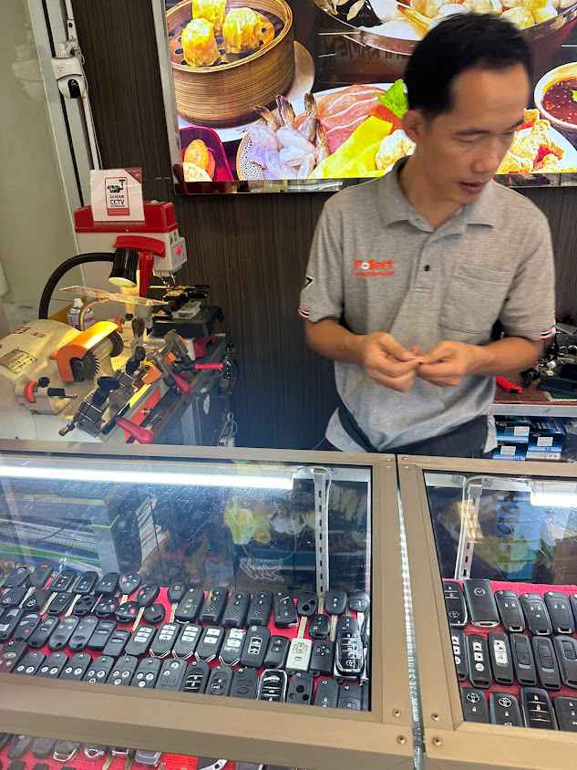 ช่างชายทำกุญแจ บริการนอกพื้นที่ บิ๊กซีตรัง - 4