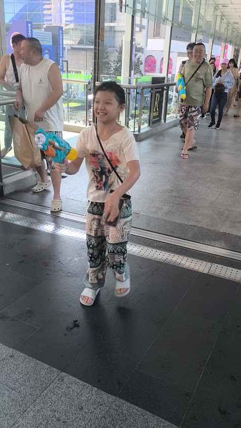 ช่างนิพนธ์ กุญแจเพชรบุรี-ตัดใหม่ - 2