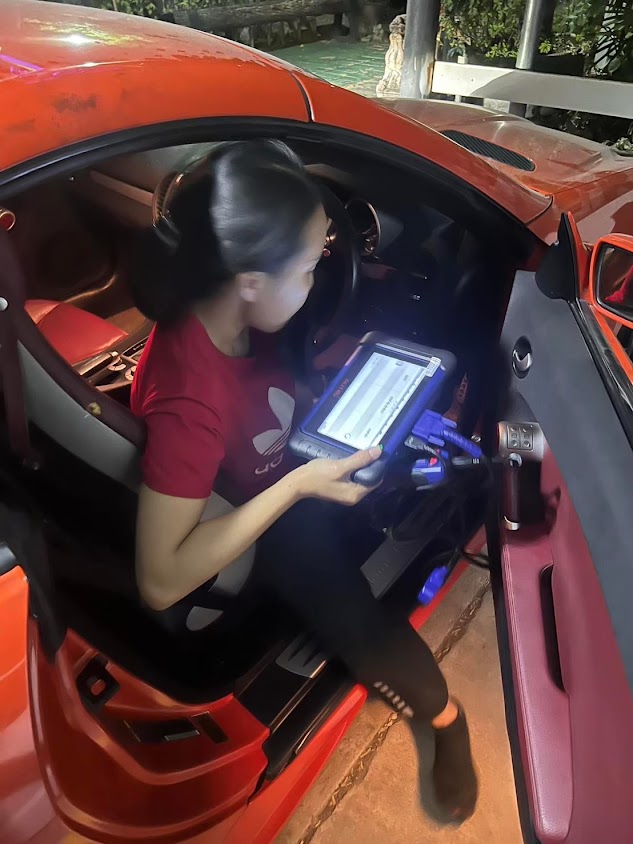 ช่างเจี๊ยบ กุญแจด่วนพัทยา Jeab Quick Key Pattaya - Car & Motorcycle Locksmith - 3
