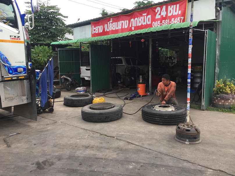 ช่างแดง ปะยาง เปลี่ยนยาง ทุกชนิด