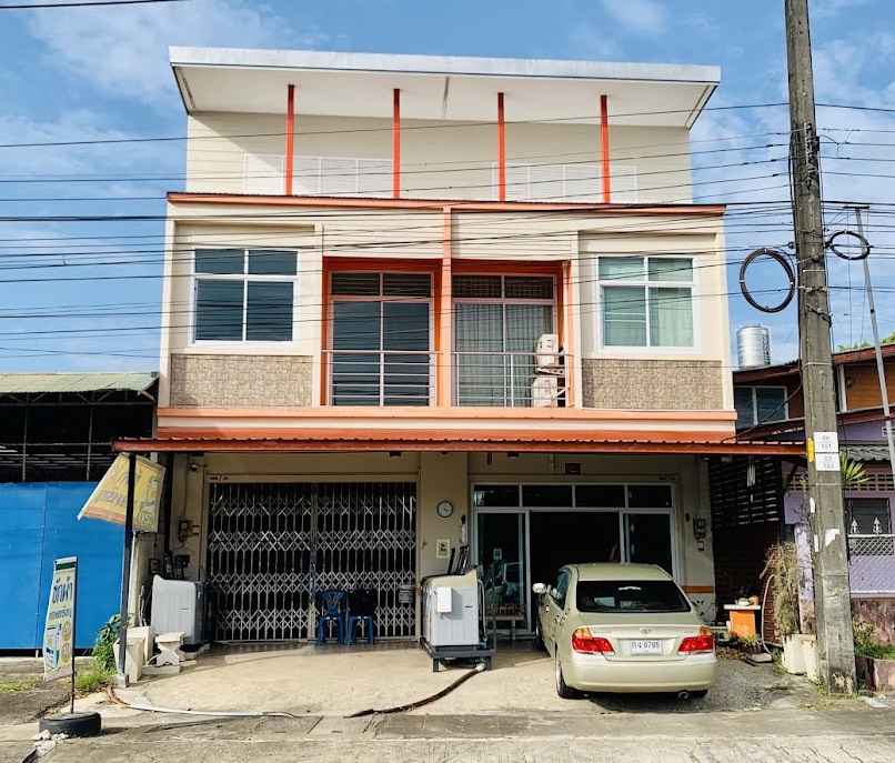 ซักผ้าหยอดเหรียญ(บ้านอินดี้)