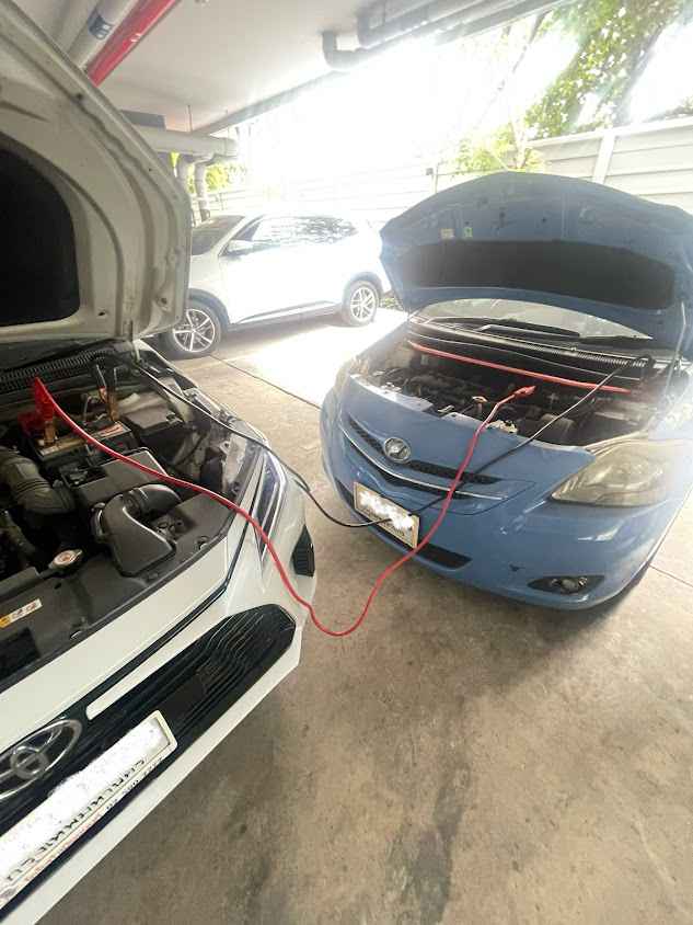 ซ่อมเปลี่ยนแบตเตอรี่รถยนต์ 24 ชม ช่างนะ - 3