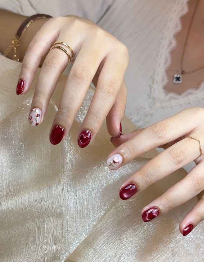 ณิชารัศม์ NailSpa