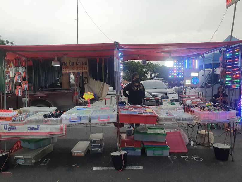ตลาดกล้วยกล้วย คลองถม ลพบุรี - 4