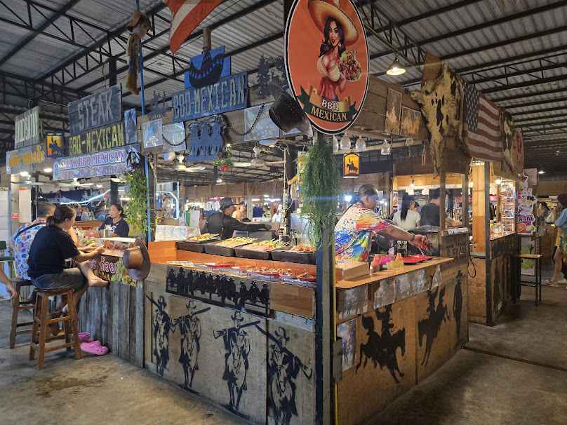 ตลาดนัดกลางคืนแซทวัน - 4
