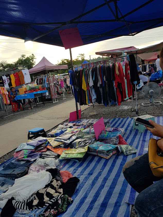 ตลาดนัดคลองถม จ.อุทัยธานี - 4