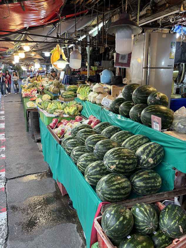 ตลาดผลไม้ (กาดหลวง) - 2