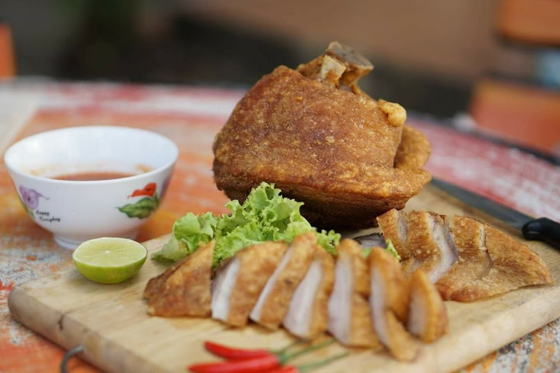 ตลาดรถไฟ ศรีบัวเงิน - 3