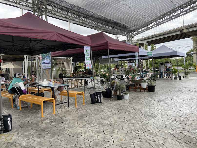 Sabaijai Market - 2