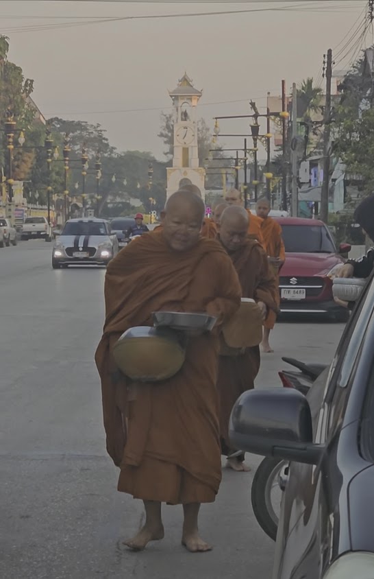 ตลาดสินค้าเกษตรสีเขียวไทเลย - 3