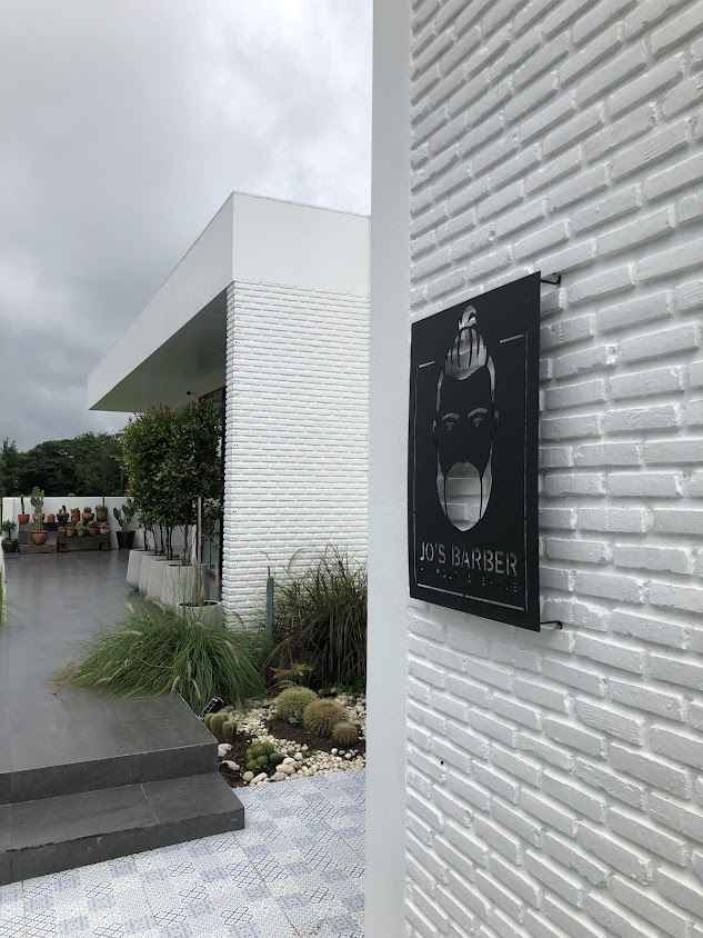 ตัดผมชายหนองบัวลำภู โจ บาร์เบอร์ JO'S BARBER