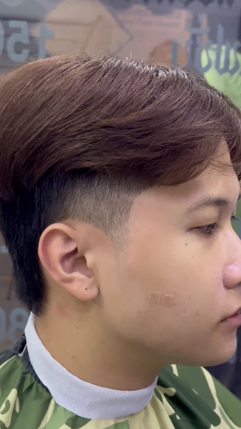 ตัดผมชาย (Rockstar BarBer Shop)