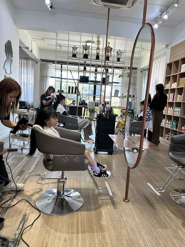 ตัดเพลิน Refine (ตลาดแม่เหียะ-มะลิเพลส ) - 4