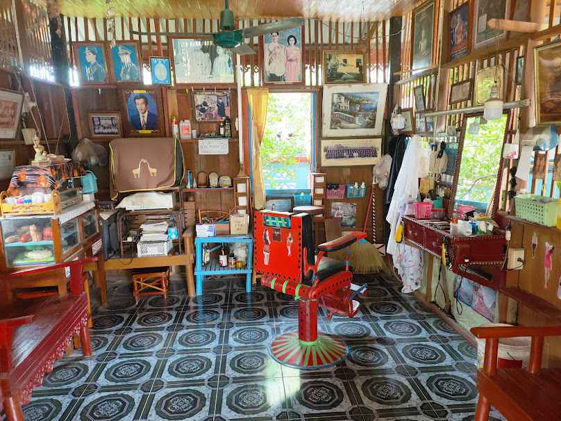 ทรัพย์ บาร์เบอร์ & บติค ร้านตัดผมชาย ห้องแอร์