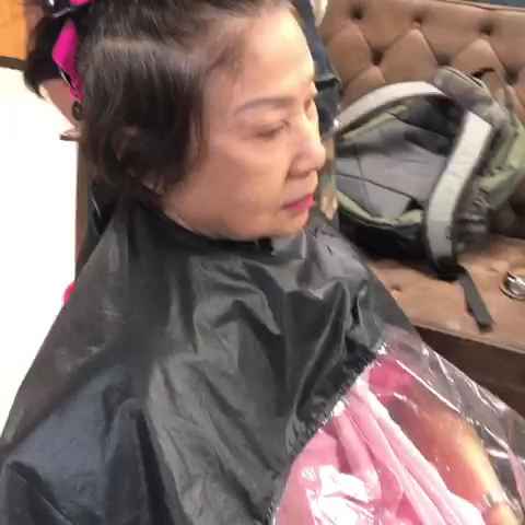 “ทองหล่อ” บริการตัดผมดิลิเวอรี่ (Haircut to Home by Thonglor) 500.- - 3