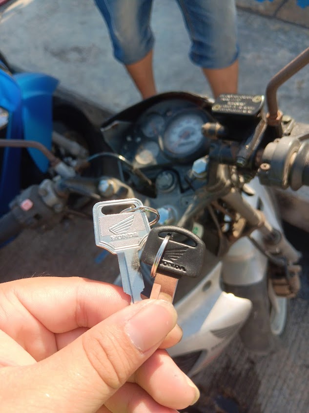 ทำกุญแจ ตลาดพูนทรัพย์ ช่างสิน - 3