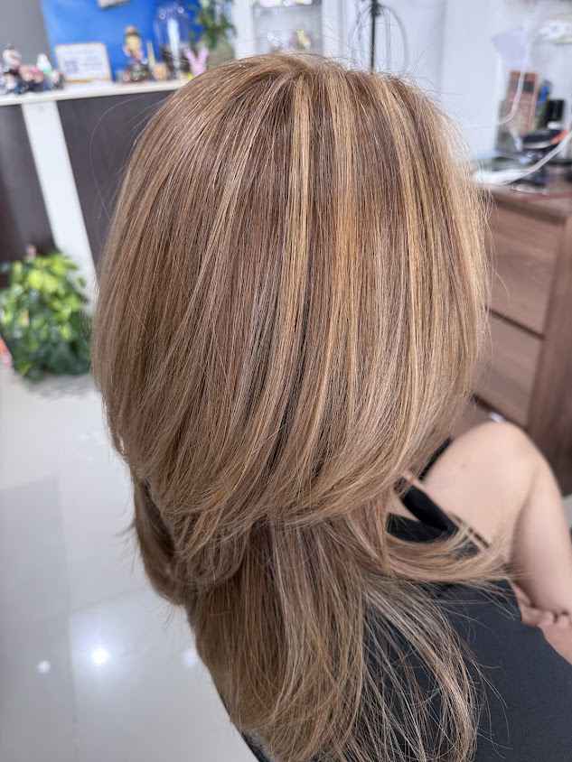 ธนาภา​ beauty&salon)​
