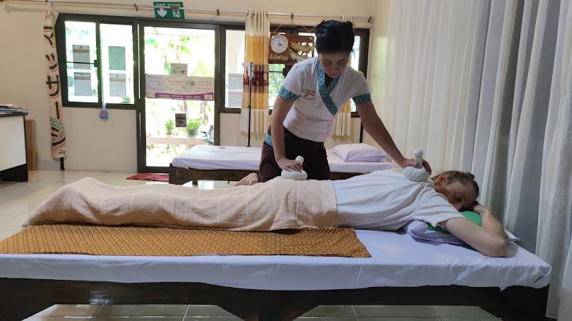 ธัญญรัตน์นวดเพื่อสุขภาพ - 4