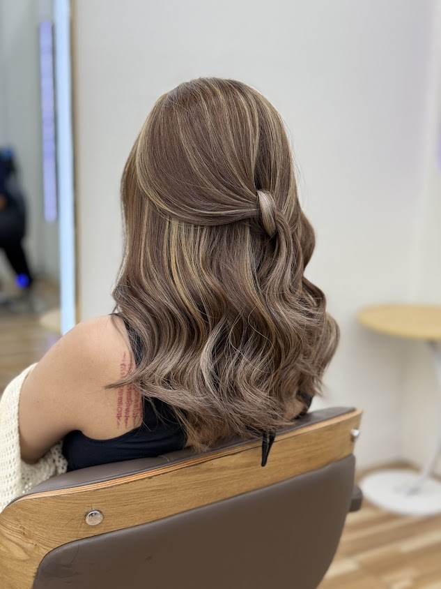 นับหนึ่งแฮร์ สตูดิโอ (Nub-Nueng Hair Studio )