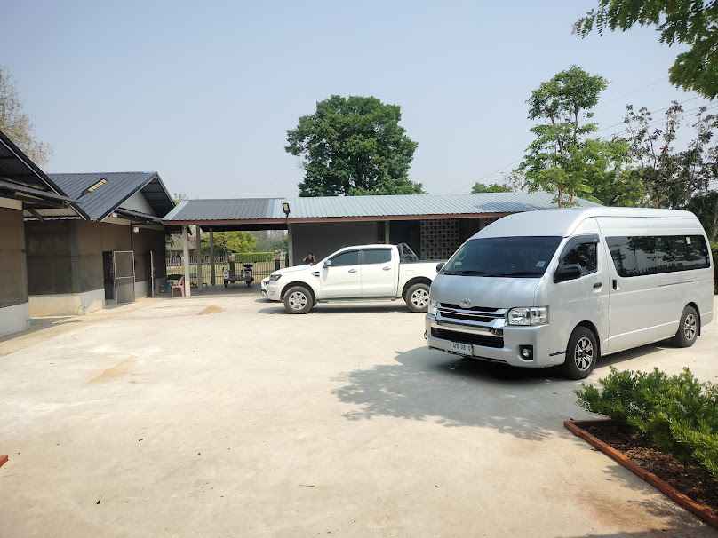 บริการรถตู้และรถเก๋ง อุดรธานี - 2