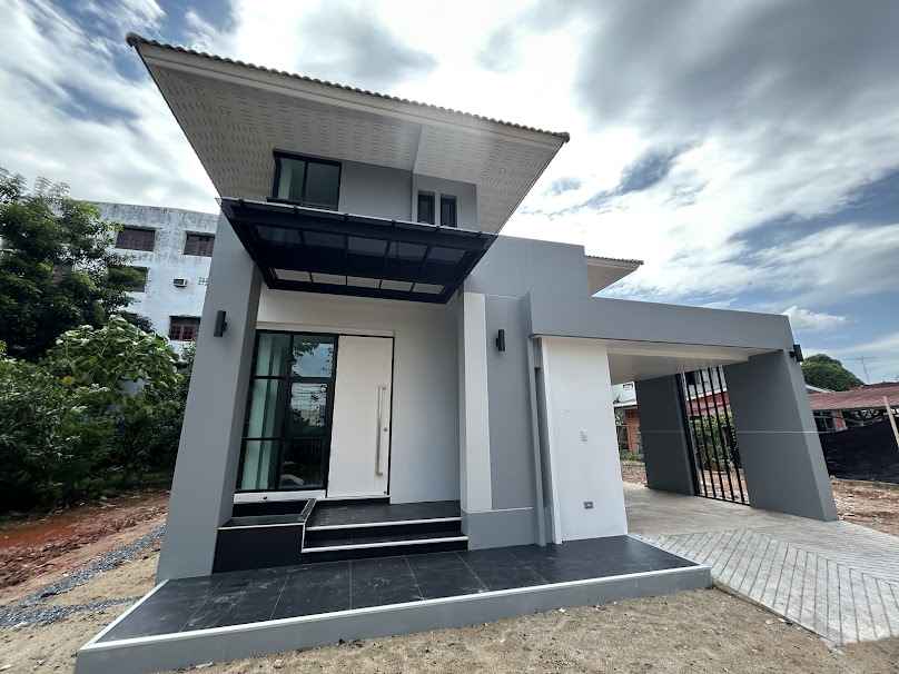 บริษัทชินวุฒิ คอนสตรัคชั่น 2015 จำกัด รับเหมาสร้างบ้านและอาคาร - 4