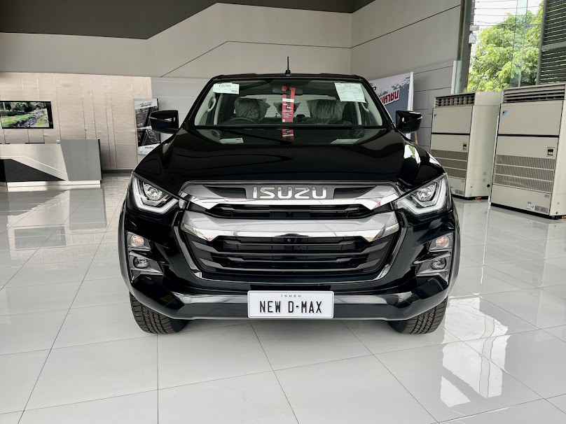 Isuzu Nakhon Phanom - 2