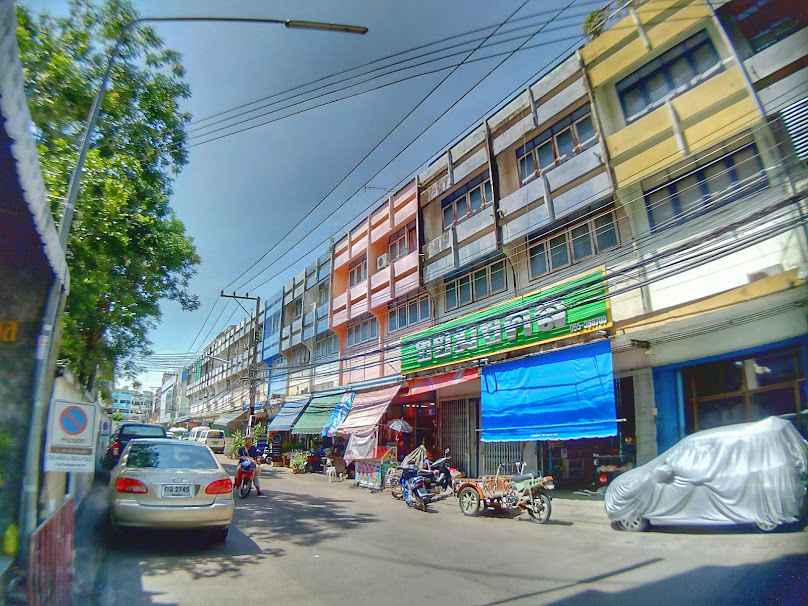บริษัท ปทุมทอง เรียลเอสเตท จำกัด - 2