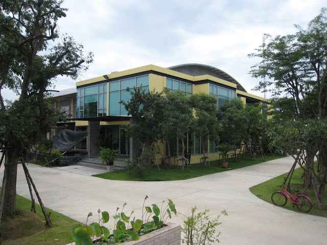 บริษัท อินฟรา ดีไซน์ แอนด์ คอนสตรัคชั่น จำกัด (OFFICE) - 3