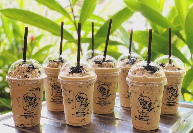 Big tree coffee bar - 4