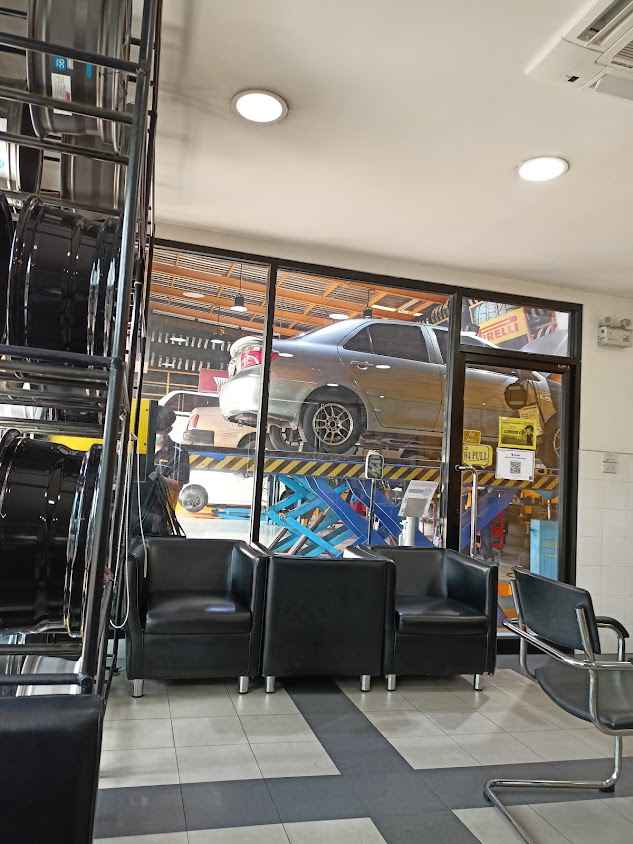 B-Quik Lotus Bangpakok - 2