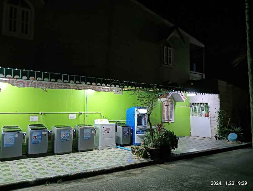 บ้านเขียว น้ำดื่ม RO & ซักผ้า & อบผ้า หยอดเหรียญ 24hr.