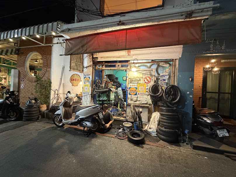 ปะยางสตรีม มอเตอร์ไซค์ ร้านปะยางดีสาขา1 มืออาชีพ30ปี - 1