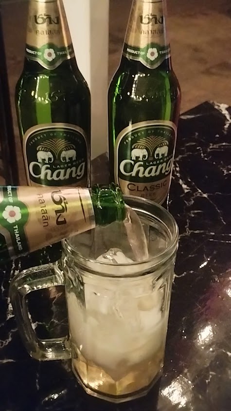 ปุ้ยบาร์ อาหารและเครื่องดื่ม - 2