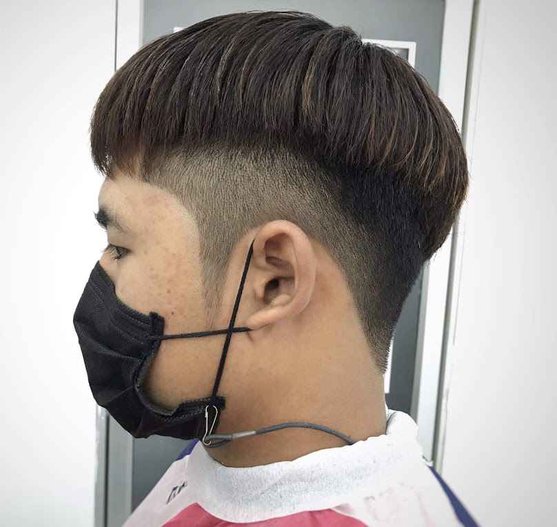 ผมทอง Barbershop ม.กรุงเทพ - 4