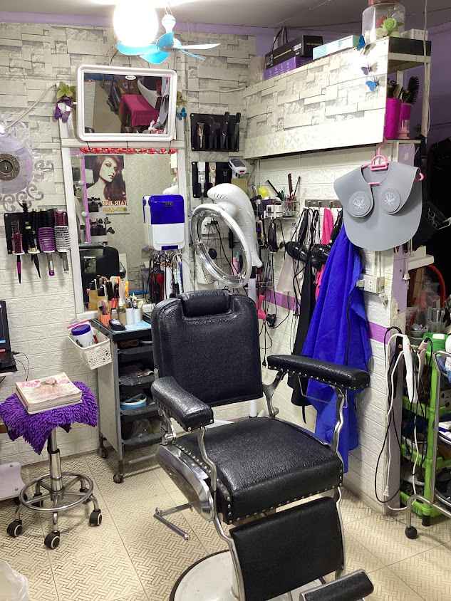 ผัดไทโบราณในบ้าน/ร้านตัดผมเพ-ลาหล่อทรีทเม้นท์ทรีนิค - 3