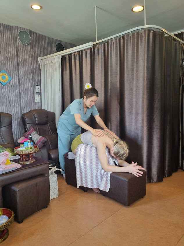 พลอยนวดแผนไทย (Ploy Thai Massage) - 4