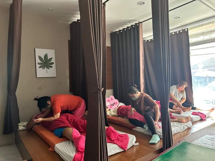 พิกุล นวดเพื่อสุขภาพ Pikul Massage