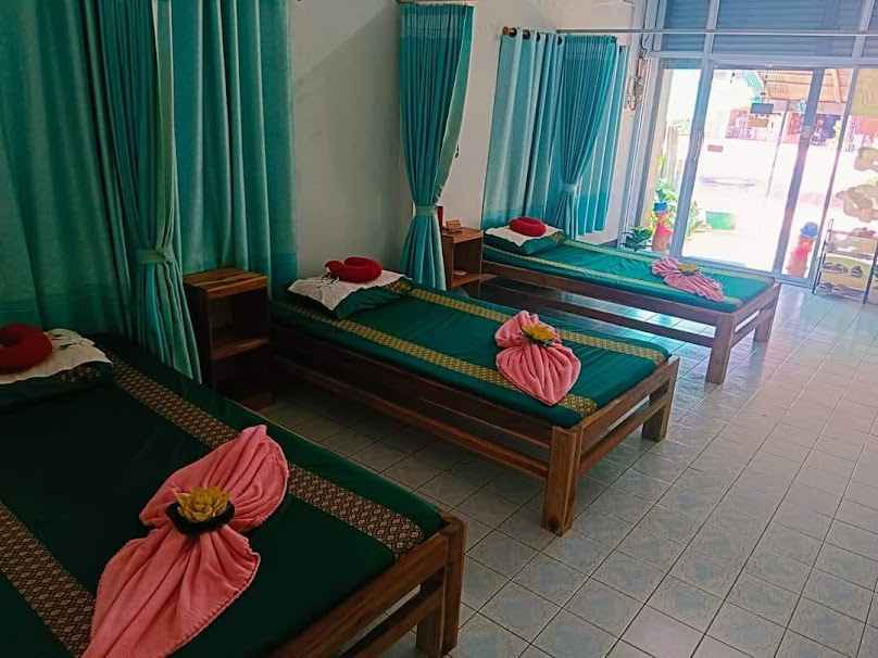 ภูมิปัญญานวดแผนไทยและนวดน้ำมัน ร้านนวดเพื่อสุขภาพ