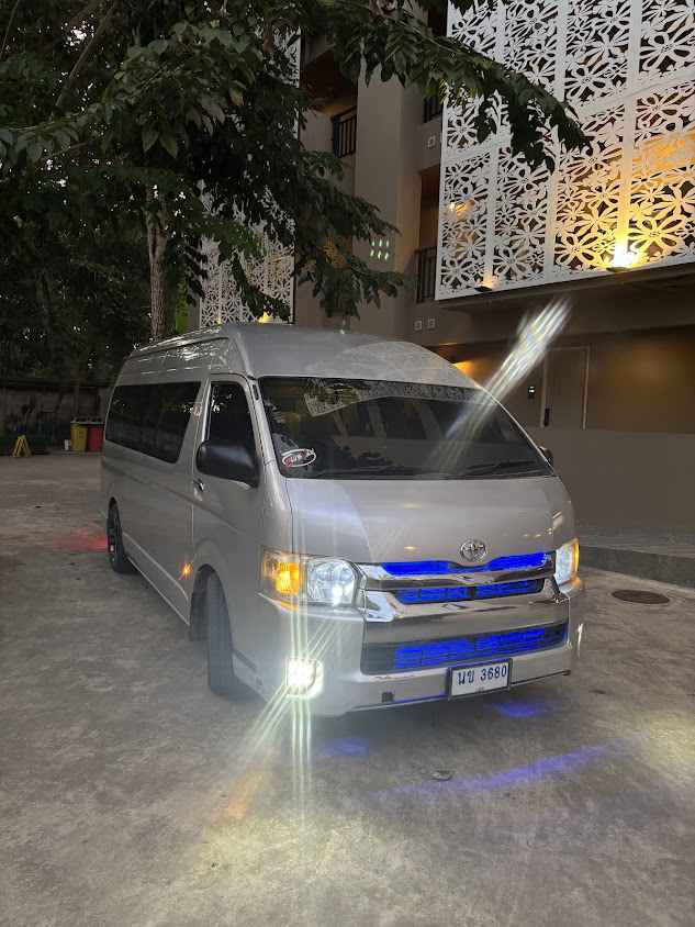 รถตู้จังหวัดเลย VIP VAN - 2