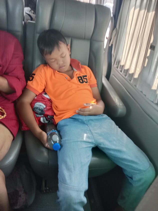 รถตู้เช่าราคาถูกชัยภูมิ